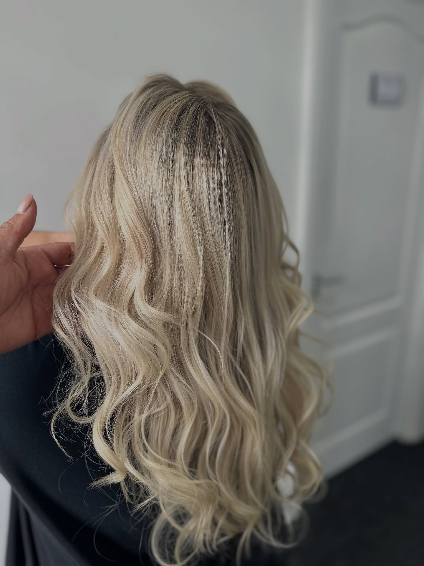 Dimensional blonde hair colour by Vanda Hairdresser